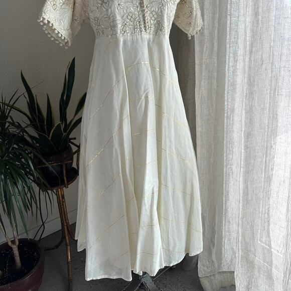 Women’s M/L Dress Ivory Gold Embroidery Empire Waist Lace-Up Puff Sleeve Boho - Picture 3 of 5